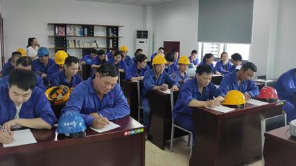 宁波涂协为会员企业组织职业技能培训